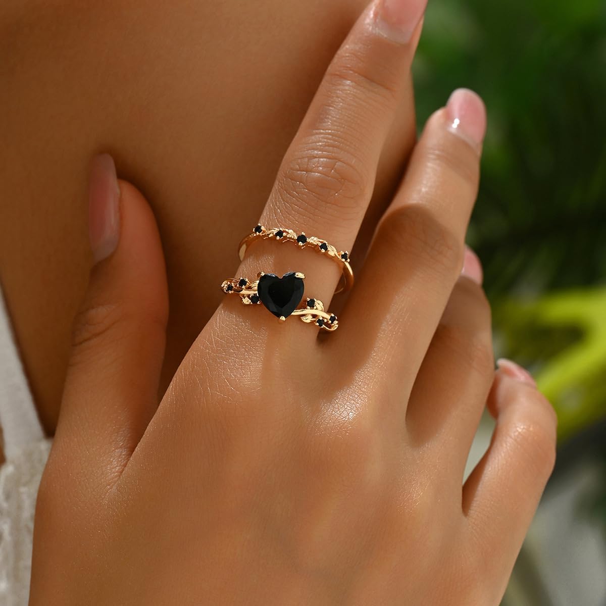 2Pcs Heart Zircon Ring Sets For Women Creative Stacking Multilayer Fingers Rings Fashion Exquisite Accessories Jewelry Gift for Lady Daily Wear