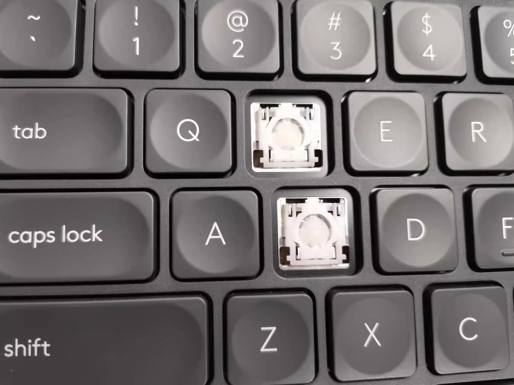 MX Keys Mini for Mac ホワイト Amazon.co.jp: Logicool MX KEYS mini for mac KX700MPG ミニマ