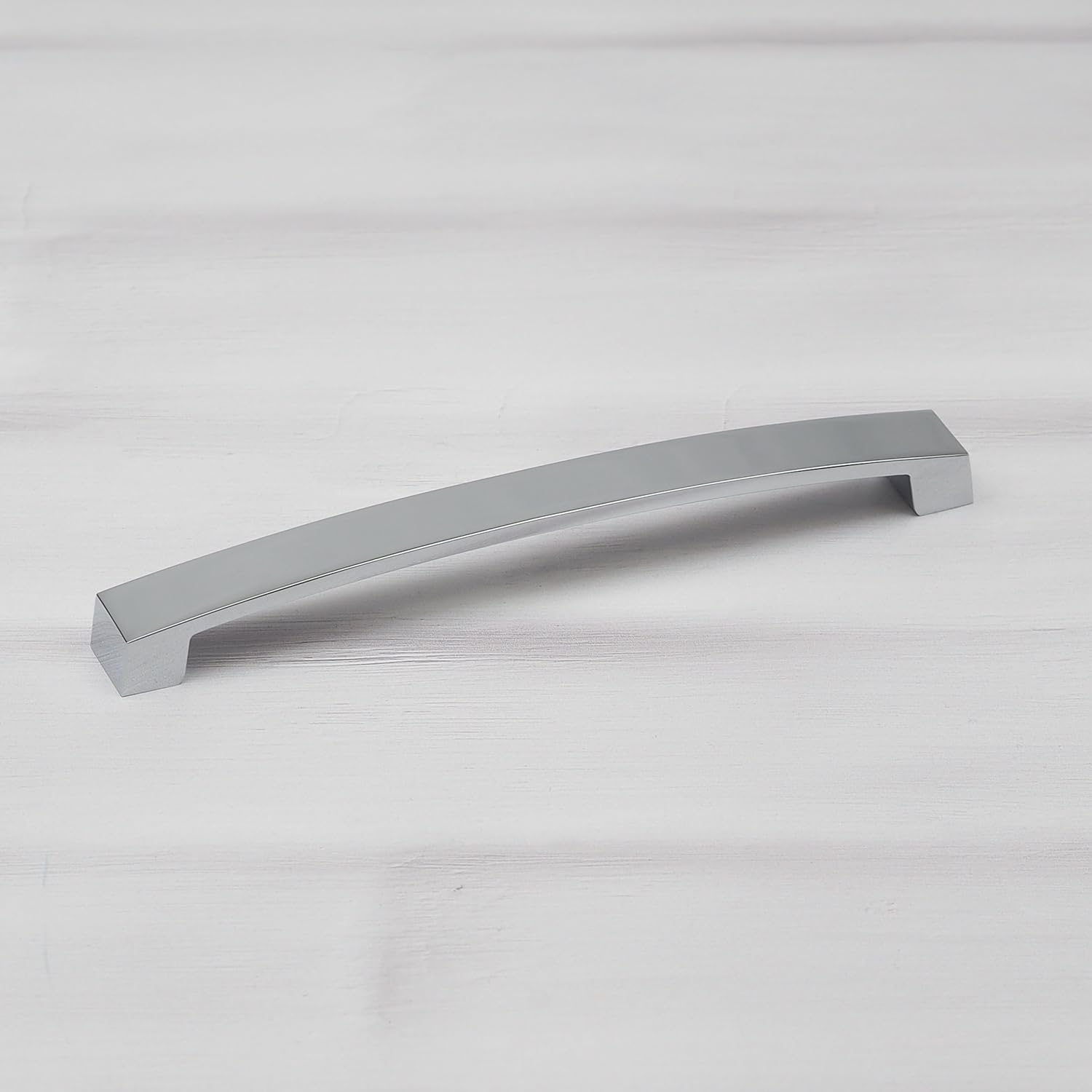 Handle & Home Polished Chrome 160Mm Bow Handle