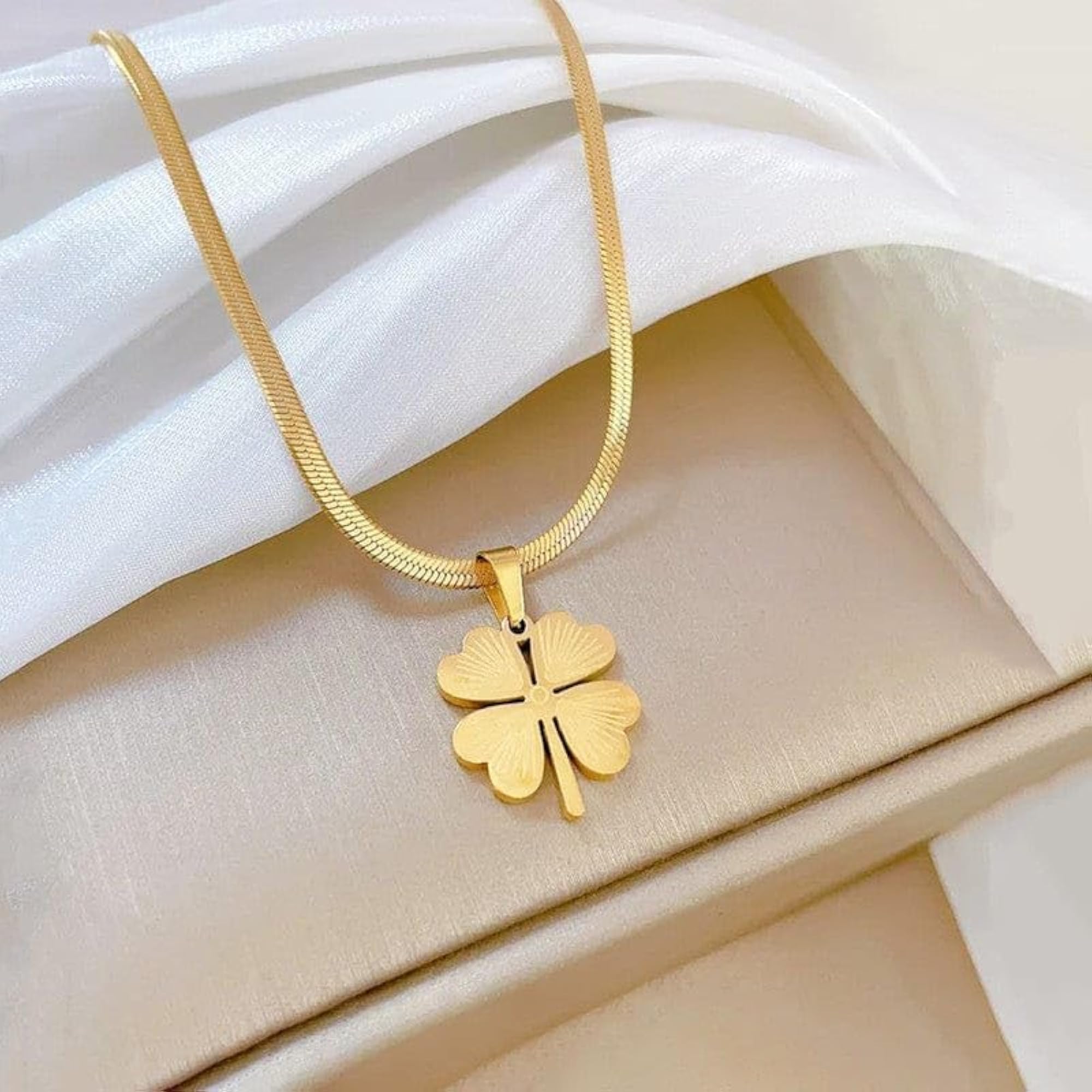 Women's Gold-Tone Four Leaf Clover Pendant Necklace, Lucky Charm