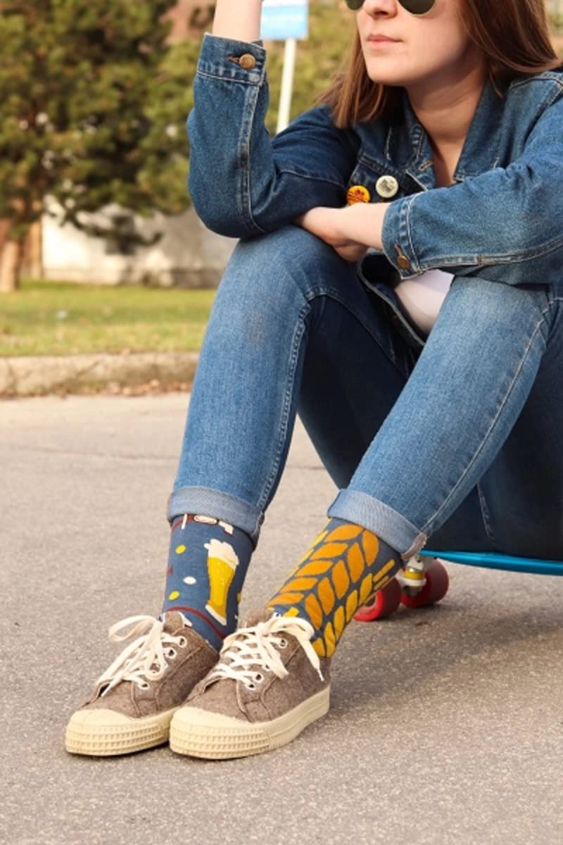Dedoles Calzini Unisex Donna Uomo & Bambini Calze Cotone con tanti Design divertenti Calcio Bicicletta Piante Cavalli Regalo sinistra destra diversi