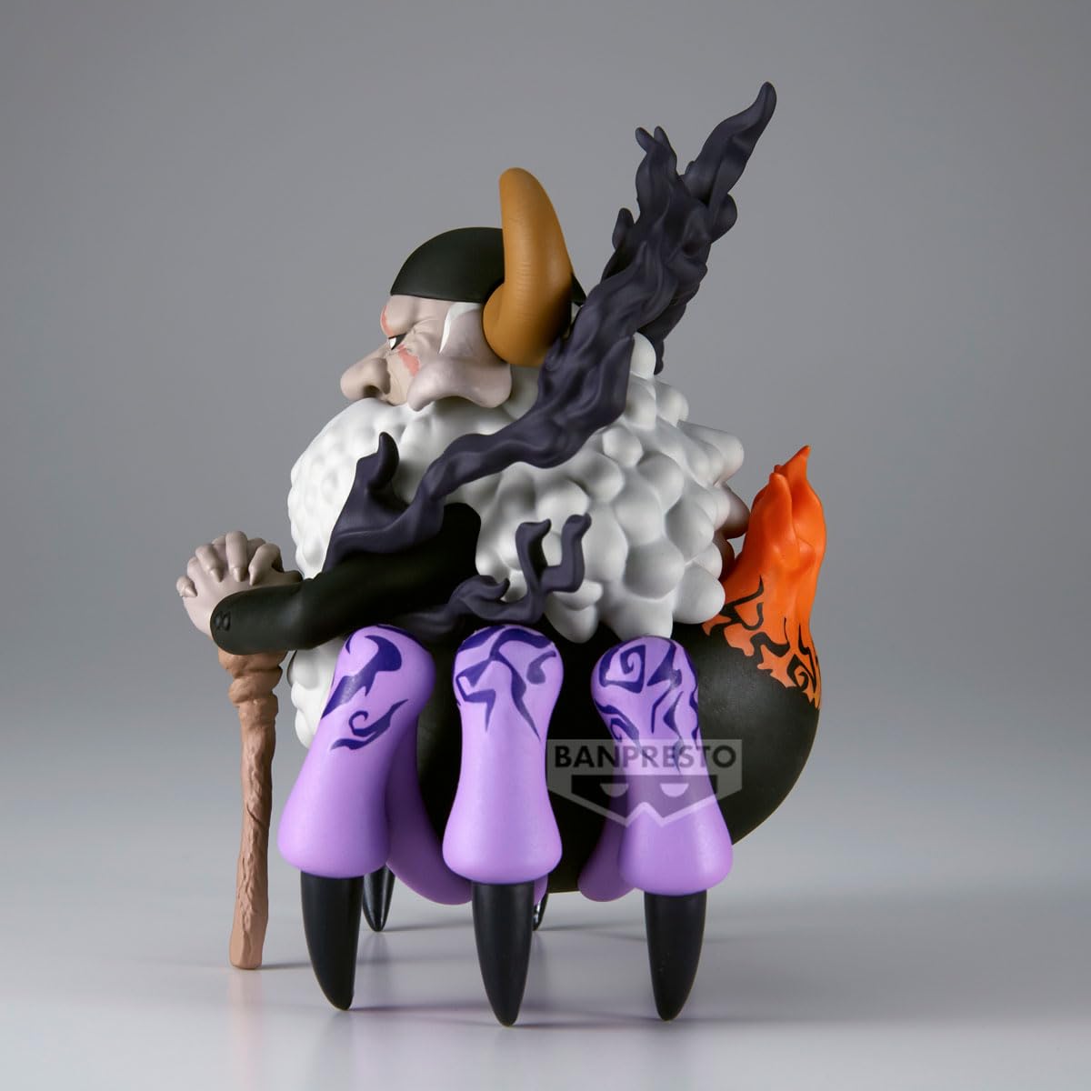 Amazon | Banpresto - ワンピース - 聖ジャヤガルシア サターン メガ 