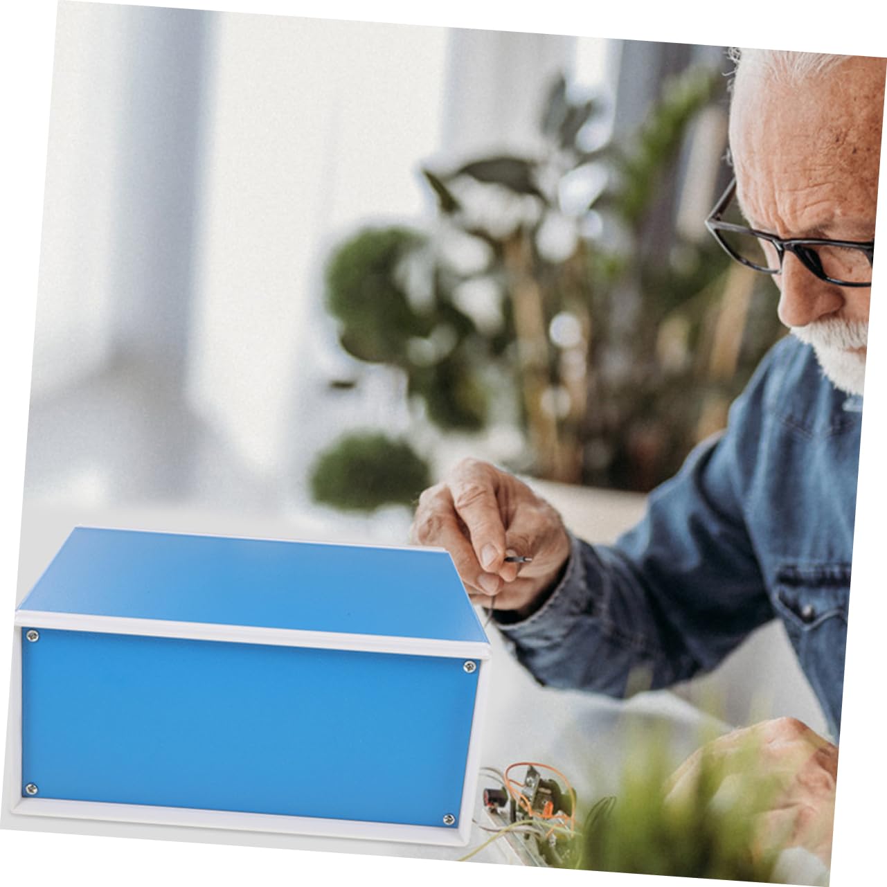 Scatola Derivazione Interna in Metallo Blu per Applicazione Elettronica