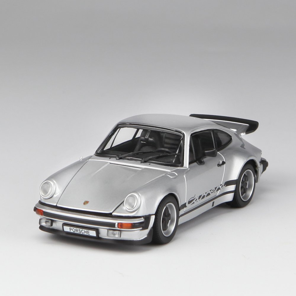 ミニカー Kyosho Porsche 911 Carrera 2.7 1975 1/43 Kyosho 1:43 Scale Porsche 911 Carrera 2.7 1975 (Silver) : Amazon
