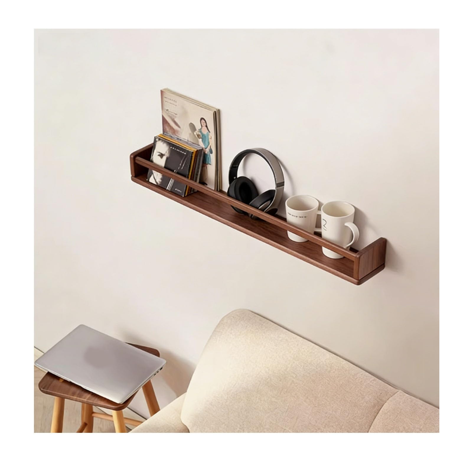 Étagère flottante en bois marron pour organiser le bureau