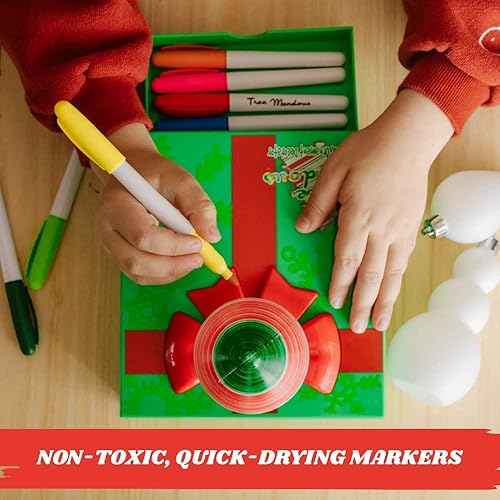 Miniatura 8 de The Treemendous Ornament Decorator Caja de regalo decorativa + dos 6 unidades de repuesto de adornos variados, kit de decoración de árbol de