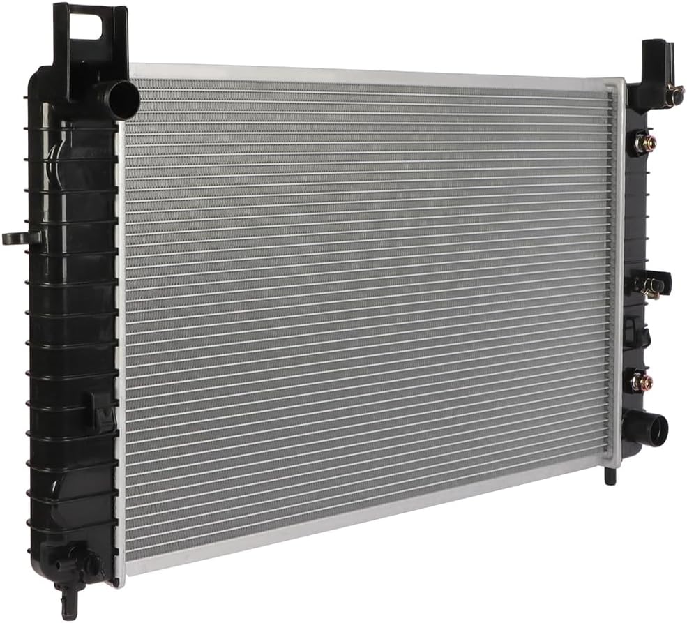 Radiator Fits for Chevy Silverado 1500 4.3L 1999-2004 for Silverado 1500 4.8L 5.3L 1999-2006 for Silverado 1500 6.2L 2011 for Silverado 2500 5.3L 1999-2000 Aluminum Core Cooling Radiator