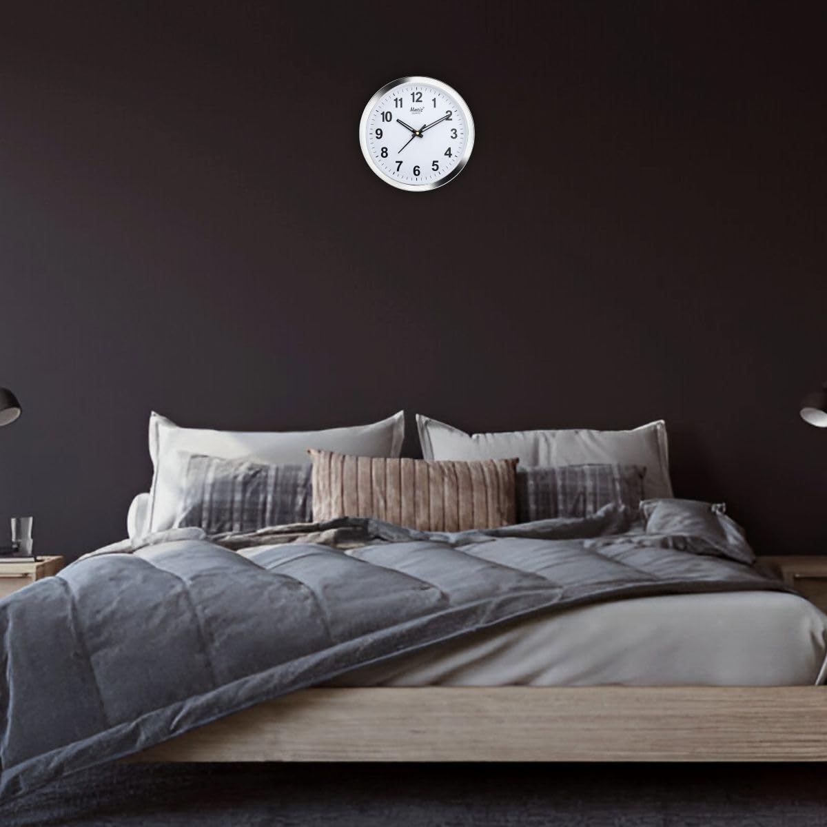 Matiz 101 Round Wall Clock - Silver & White -2