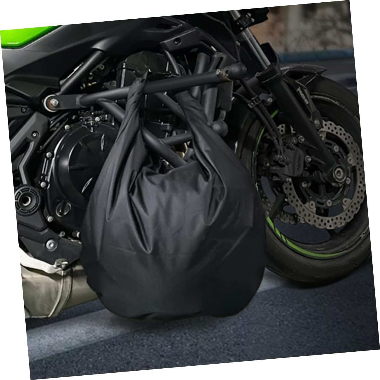 SOLUSTRE Helmet Bag for Outdoor Activities Durable Storage Pouch for Scooter Bicycle and Riding Helmets Lightweight Design and Tear-resistant Easy to Carry