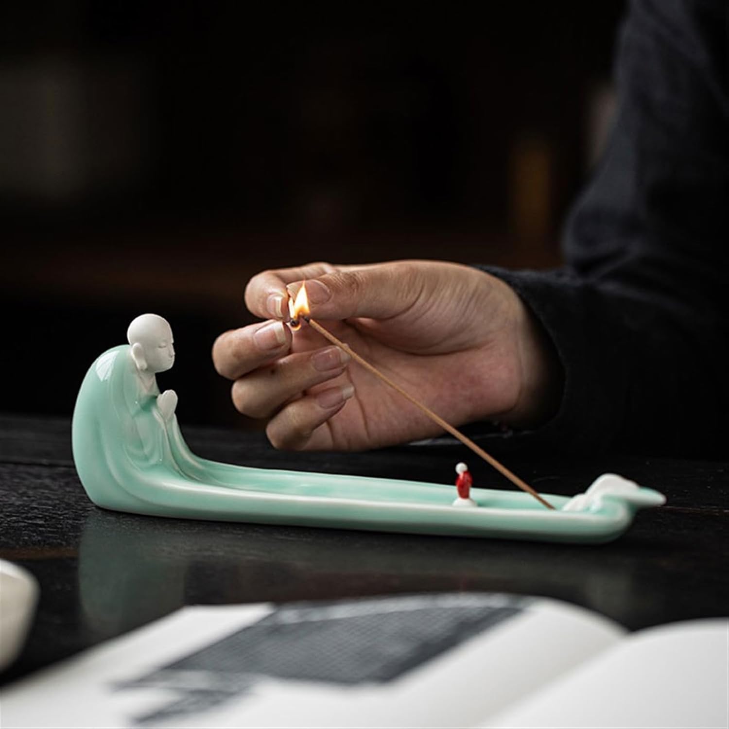 HEXEH Incense Burner Zen Incense Path Decoration Ceramic Incense Holder Home Indoor Incense Insertion Study Bedroom Incense Burner Incense Holder