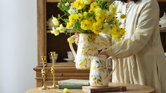 Amazon.com: Vintage Lemon Ceramic Vase with Handle, Retro Ice