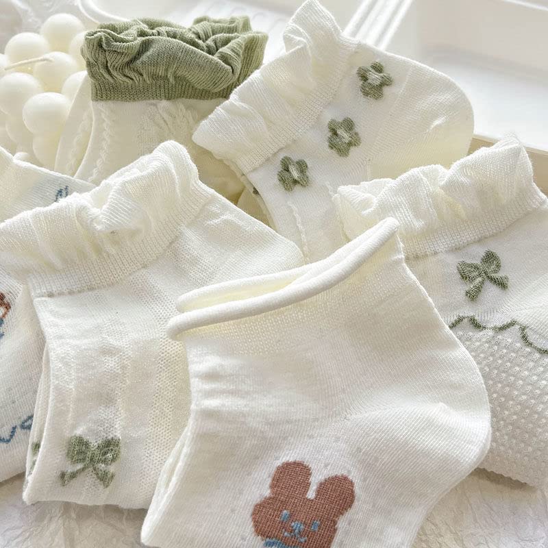 ALTALIVA 5/6/8 Pairs White Floral Socks Casual Ankle Socks for Girls (5 Pairs A)