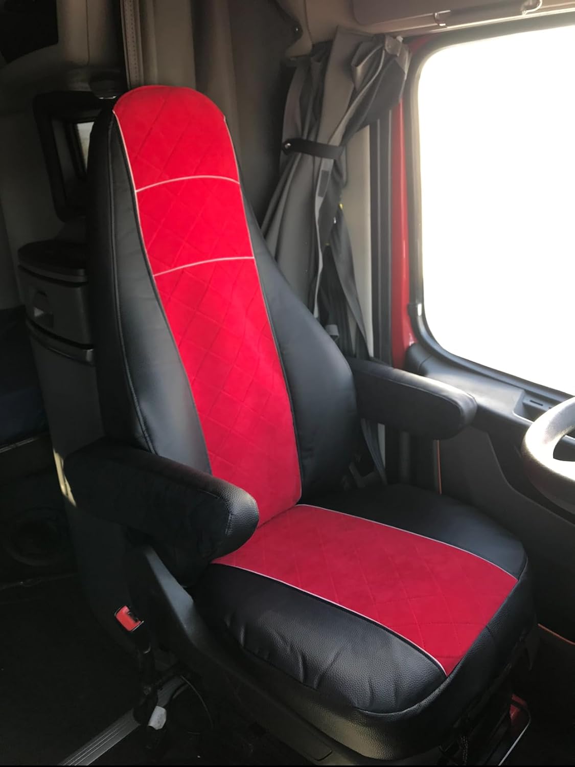 Seat Cover for Volvo VNL OEM Stock Seats 2019–2024 – Custom-Fit Semi Truck Seat Cover, Durable Interior Protection, Factory-Style Fit, Easy Installation