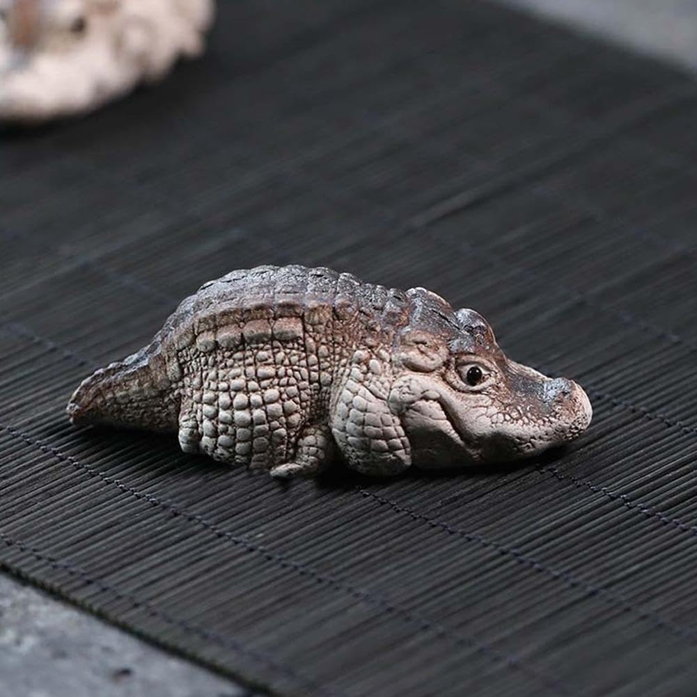ワニ　置物 Amazon.co.jp: ミニ樹脂製ワニ、樹脂製ベビーワニ像オーナメント