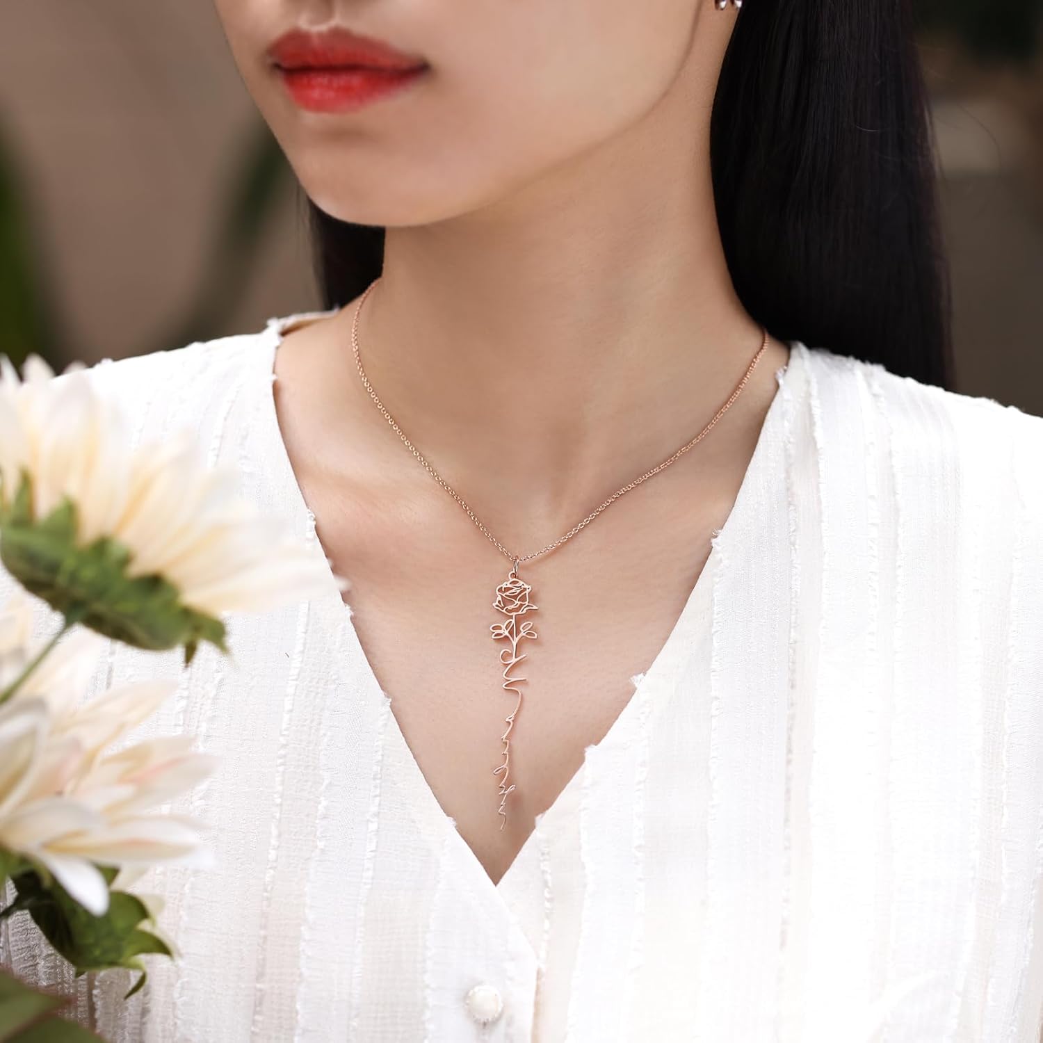 Jewelstruck Birth Flower Necklace Engraved Name Necklace Personalized Birthday Gifts for Women Wife Mothers Daughter Best Friend Birth Month Pendant for Anniversary Christmas