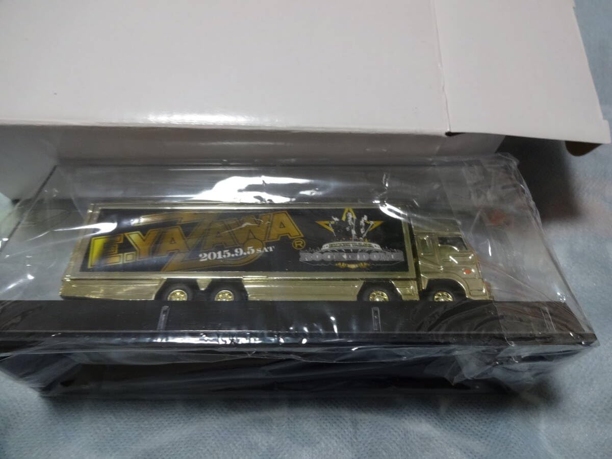 Amazon.co.jp: 矢沢永吉 トランポ型ミニカー 2015 ROCK IN DOME