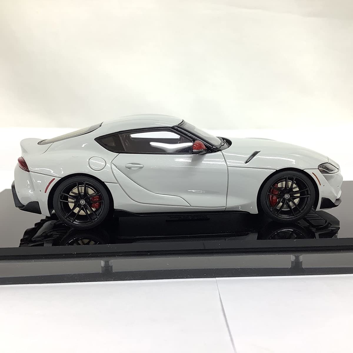 Amazon | 1/43 メイクアップ/アイドロン MAKEUP/EIDOLON EM474A TOYOTA
