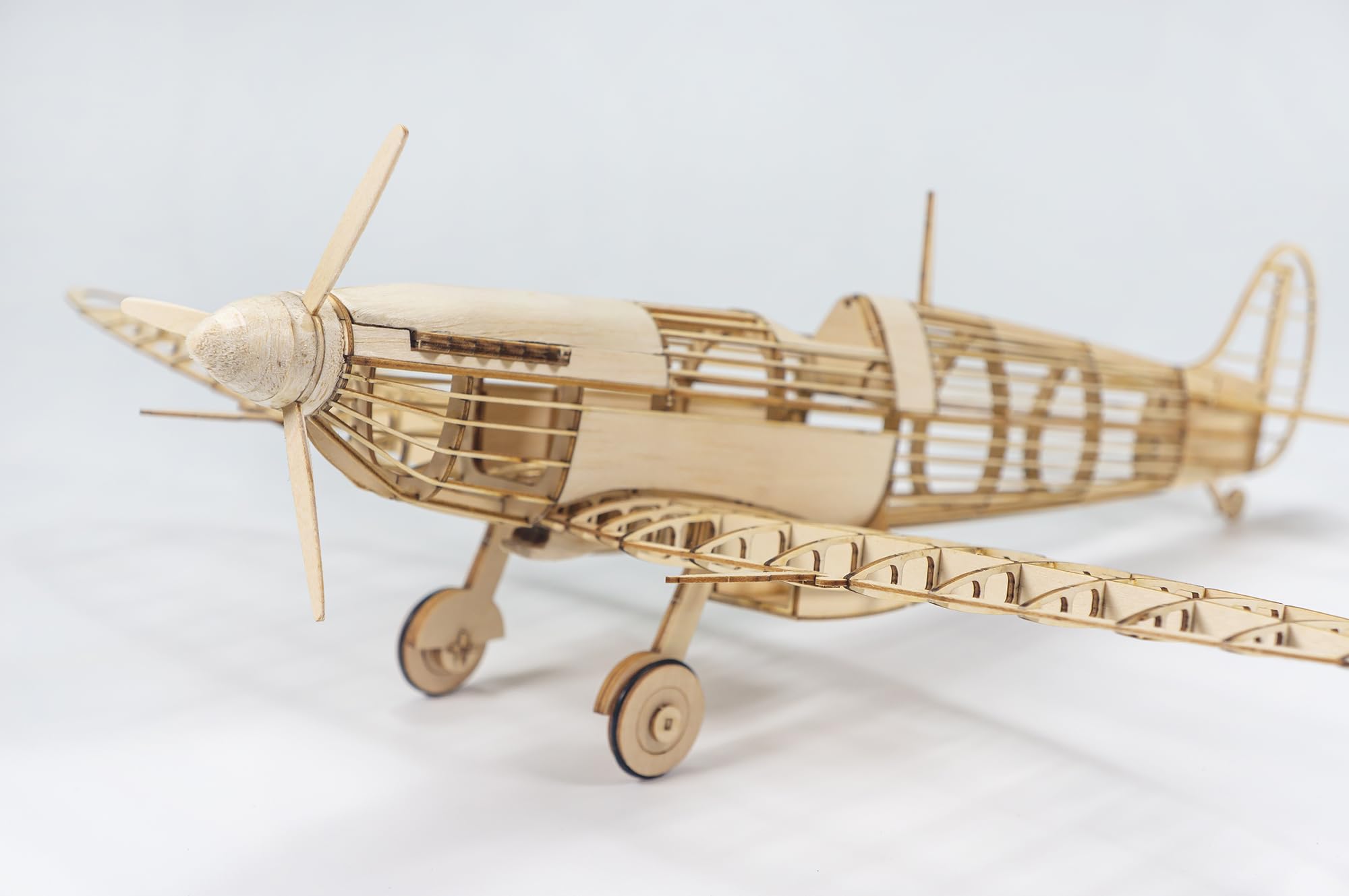 Drewniane puzzle 3D, DIY, samolot myśliwski Spitfire 1:25, laserowo wycięty model z drewna balsy, zestaw samolotów do budowania dla dorosłych, drewniane puzzle do dekoracji wnętrz, prezent urodzinowy