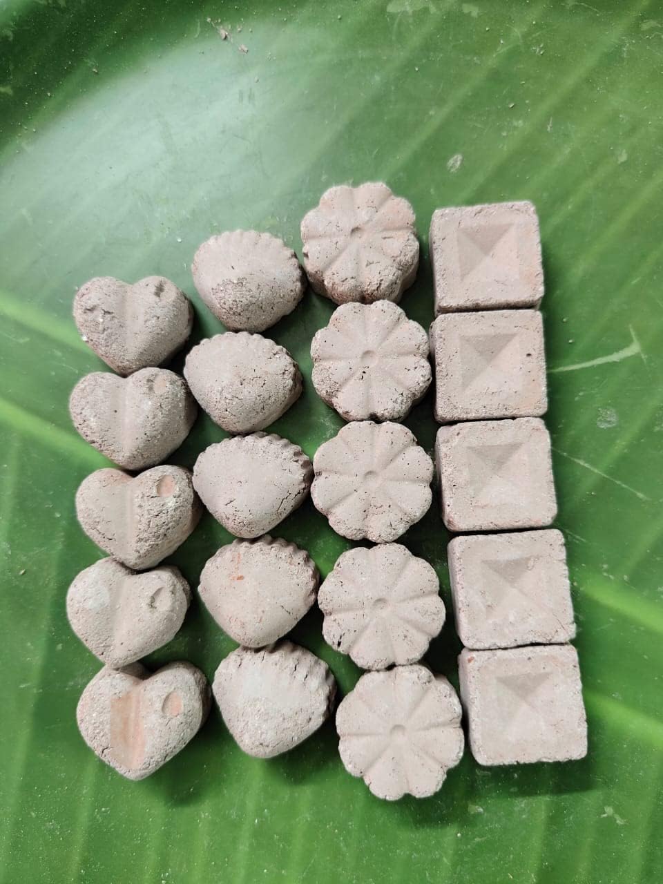Grey Almond Clay Assorted Cookies 200 gms