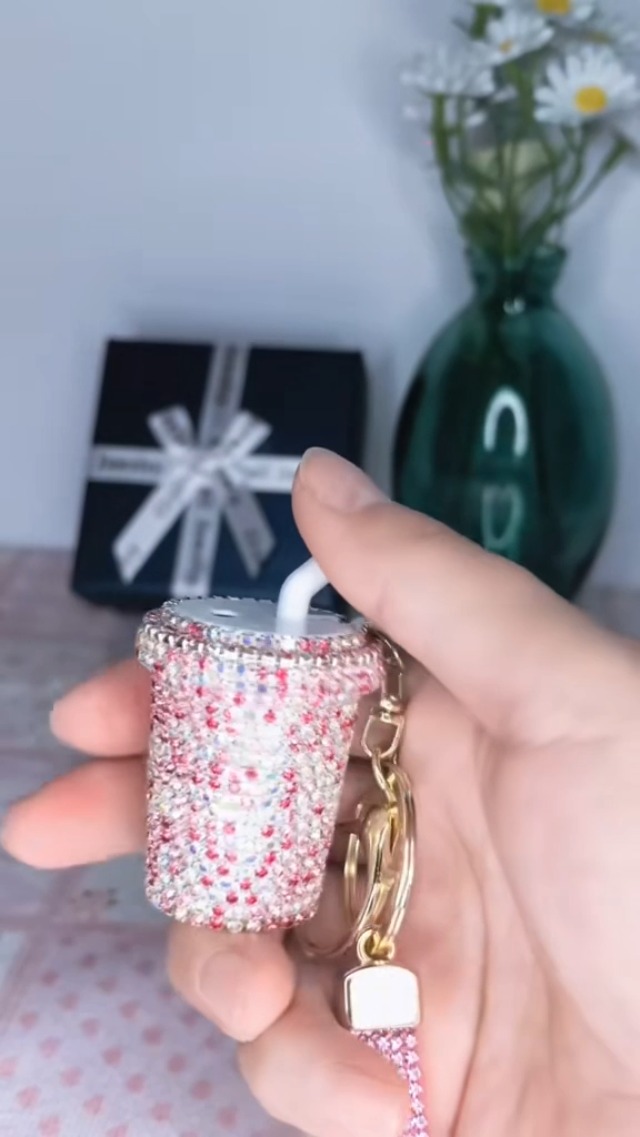 Encendedor Rosa con Llavero y Diseño de Taza de Té miniatura 7