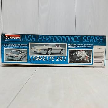 【送料無料】モノグラム コルベット1/8 プラモデル モノグラム '65 CORVETTE STING RAY 1/8スケール コルベット