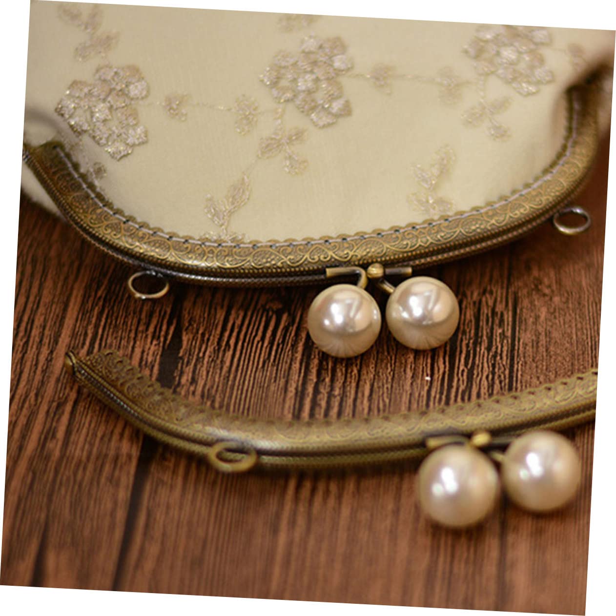 Cadre Fermoir Pour Sac à Main DIY – Métal Avec Décors Perles Et Motif Fleuri – Serrure Incurvée – 16,5 X 8 Cm