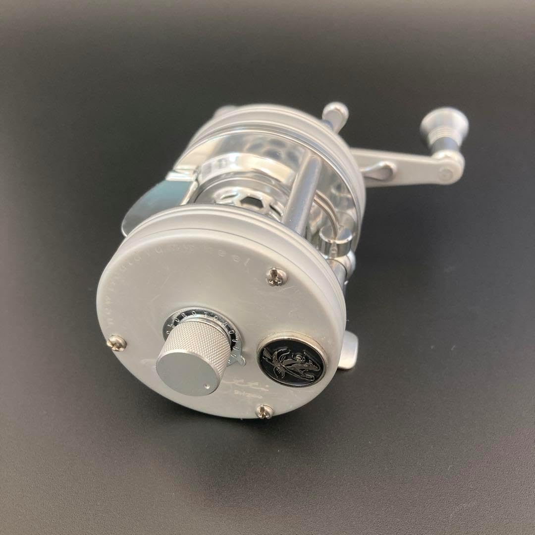 【新品】渓流ベイトリール 丸型リール トラウト用 シルバー 銀 オールドスタイル 渓流ベイトリール 丸型リール トラウト用 シルバー 銀 オールド