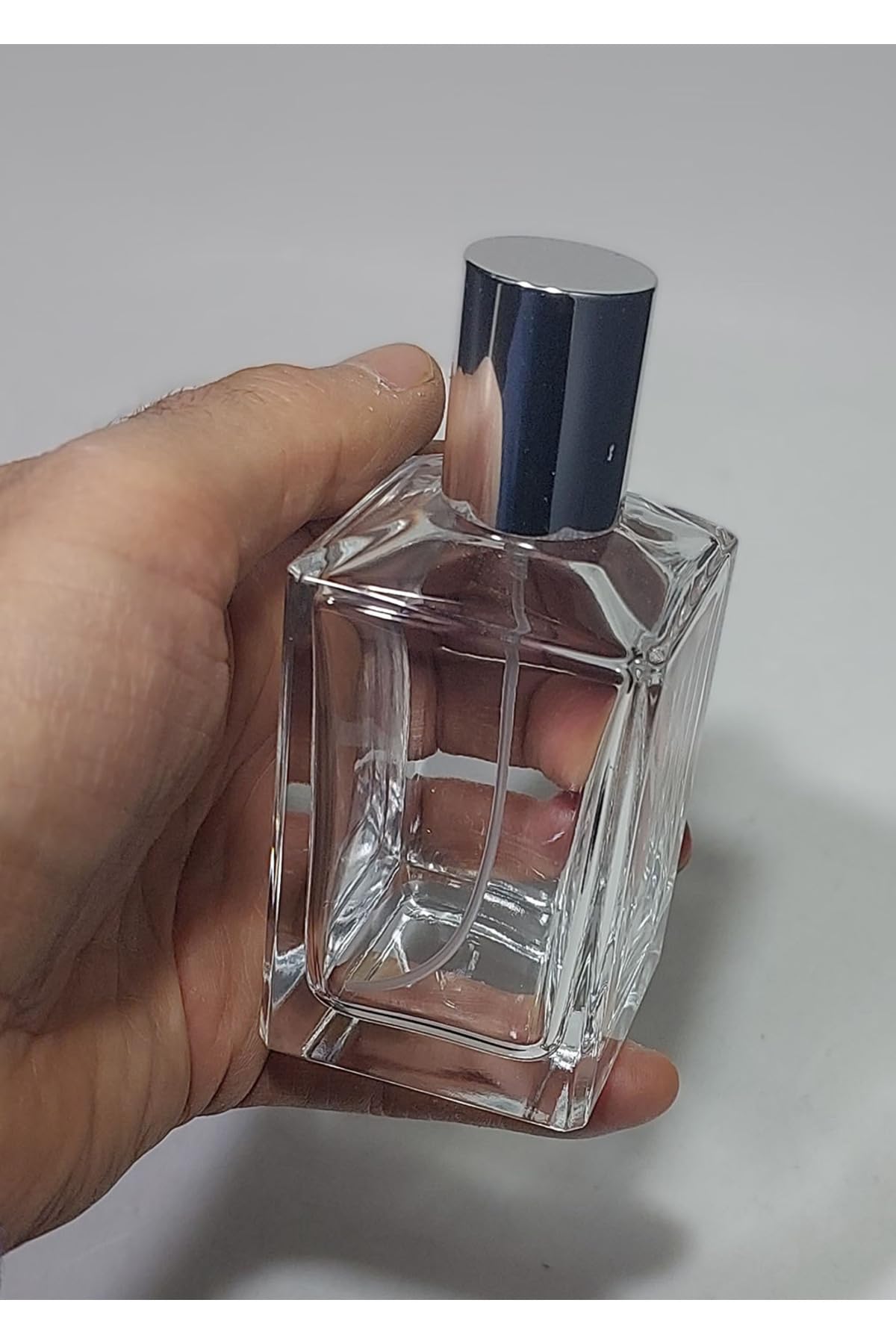 wellLine Cam Yeniden Doldurulabilir Sprey Kolonya Parfüm Şişesi 100 Ml Boş Şişe Gümüş Renk Kapaklı, PRFM-0027340