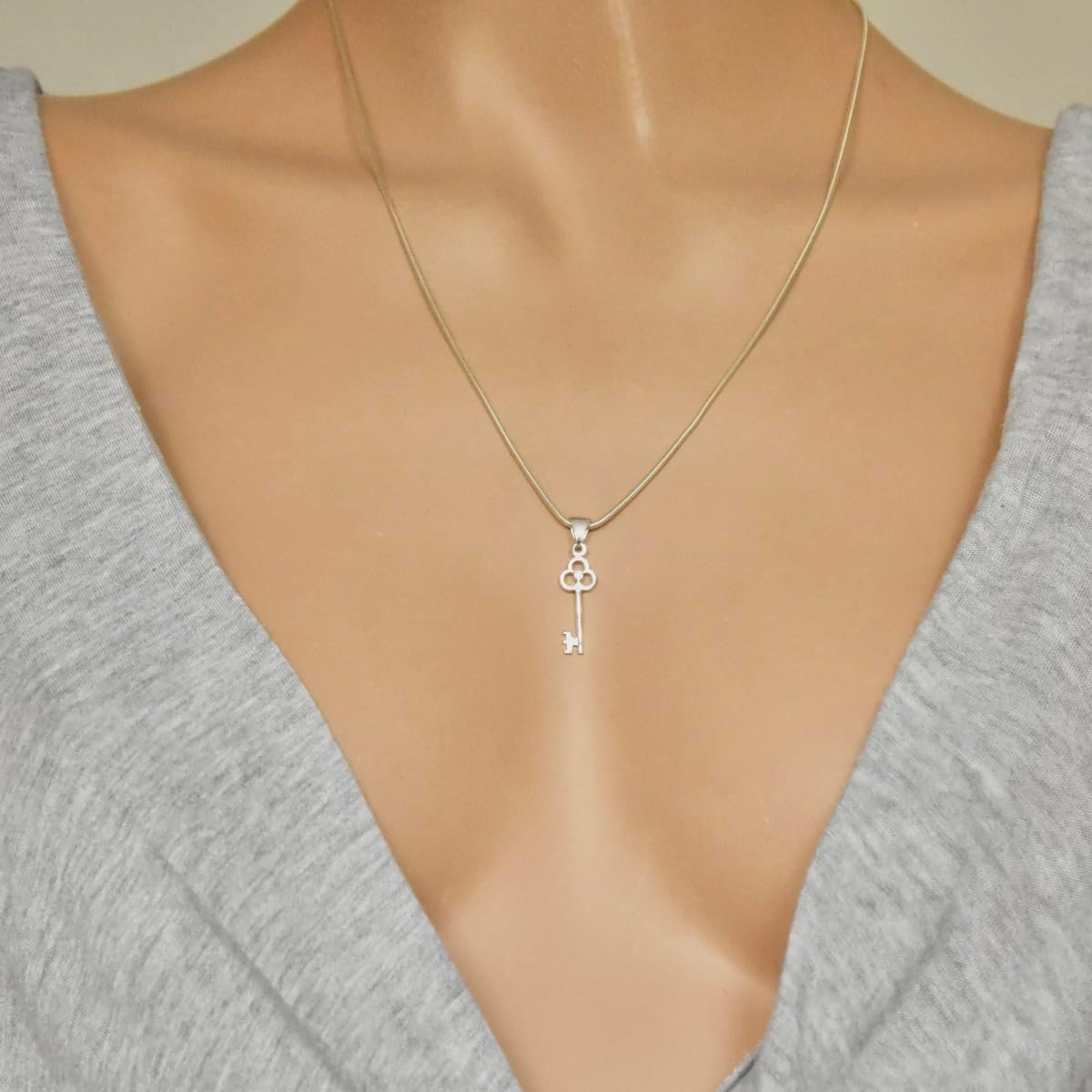 Small Key Pendant Sterling Silver 925 Lock Necklace Bracelet Charm Fine Jewelry - Image 6