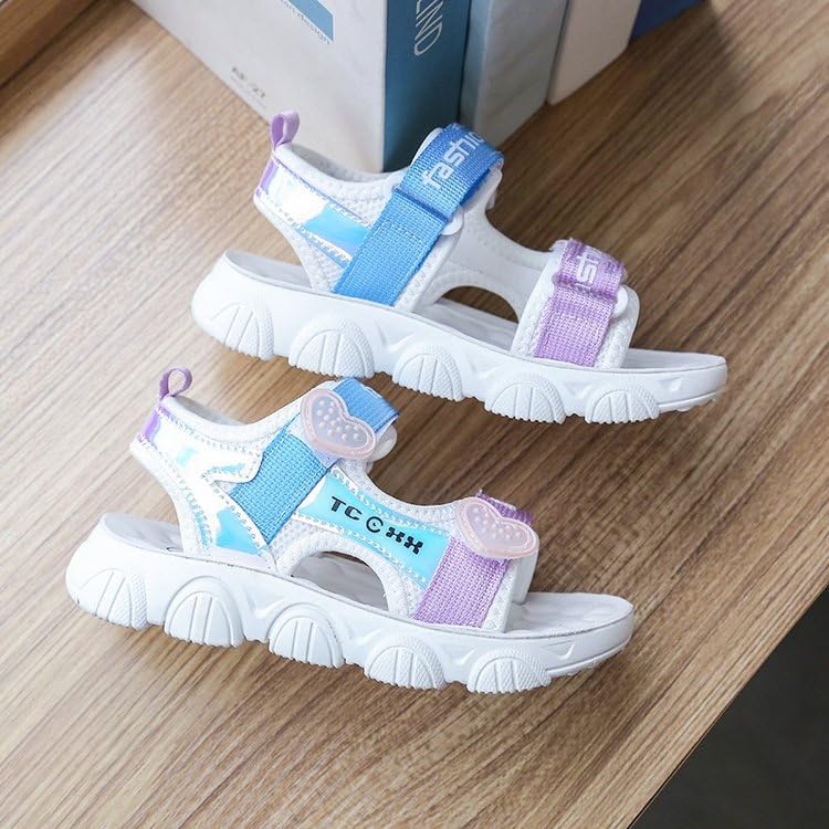 Girls' 2025 Summer Casual Sandals with Cushioned Sole, Breathable Cloth Upper & Adjustable Straps, Cartoon Pattern Beach Shoes for Kids3