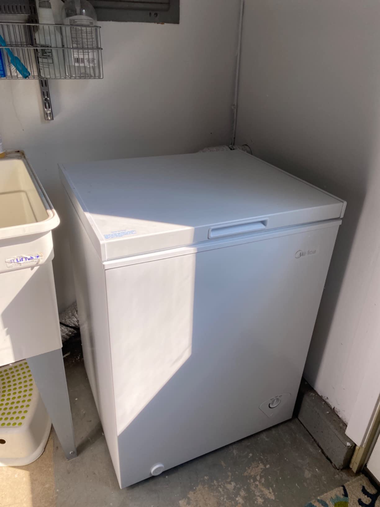 26/mo Finance Midea MRC070S0AWW Chest Freezer, 7.0 Cubic Feet, White