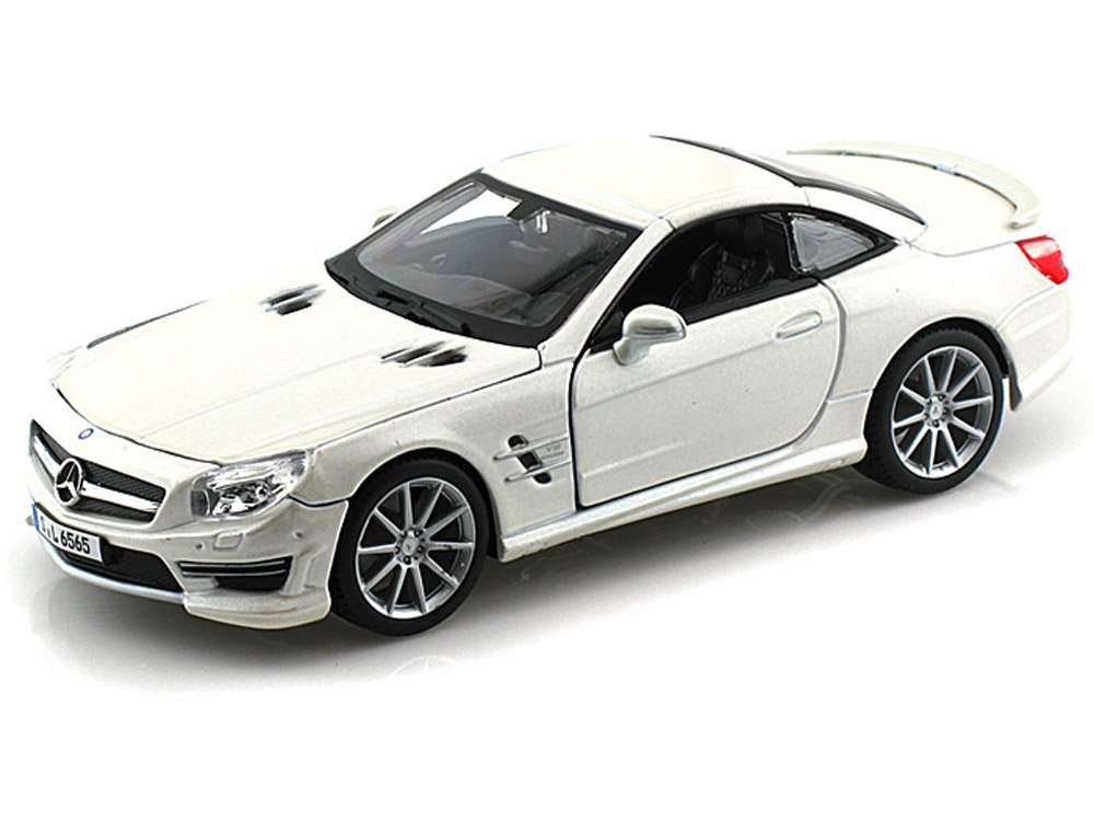 Mercedes-Benz SL65 AMG, Pearl White - Bburago 21066 - 1/24 scale