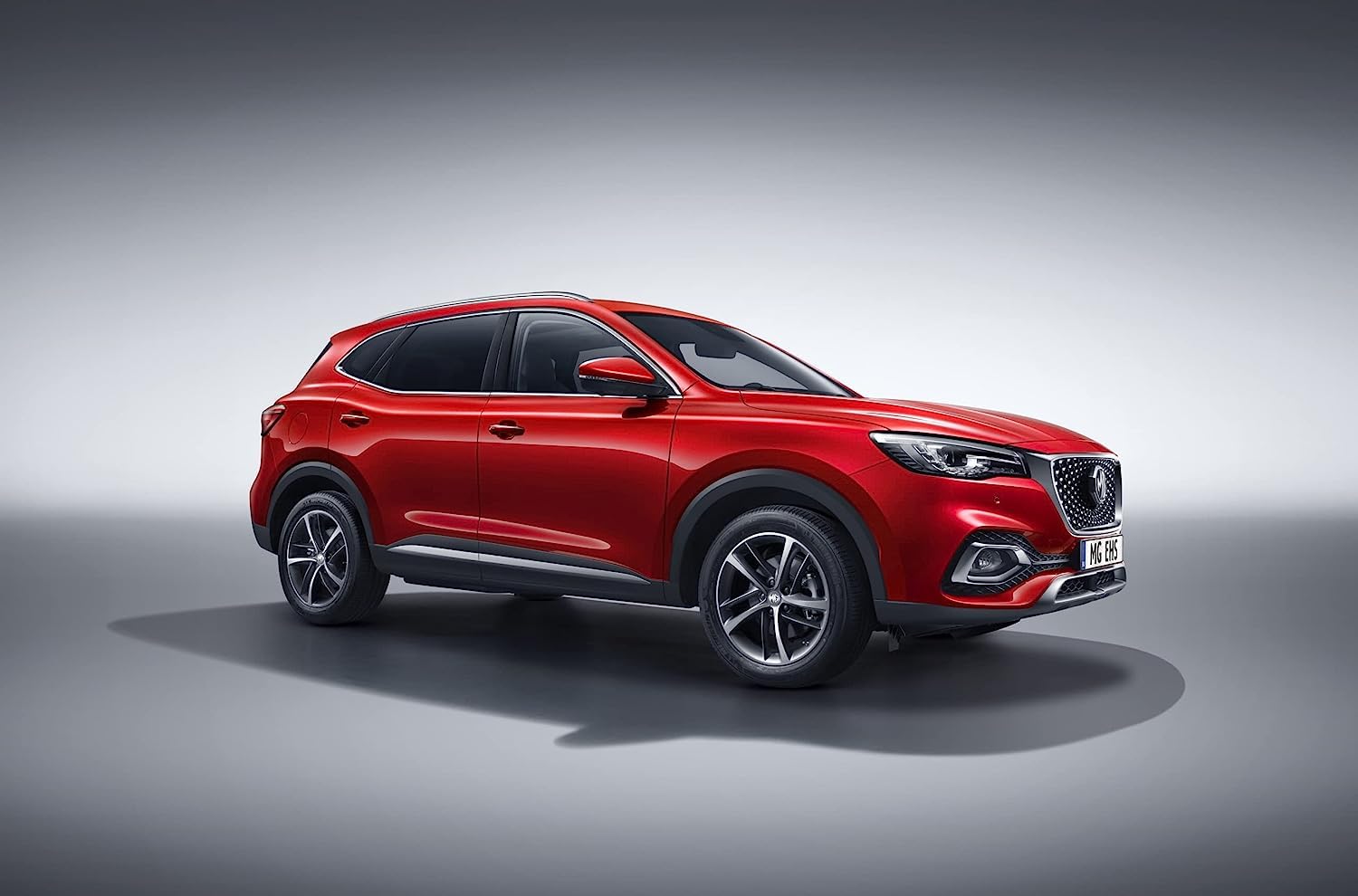DRIVALIA Iscrizione noleggio in abbonamento CarCloud MG EHS Plug-in Hybrid Plus