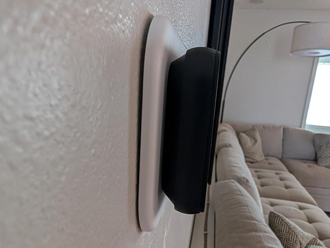 Review Image by TechHome