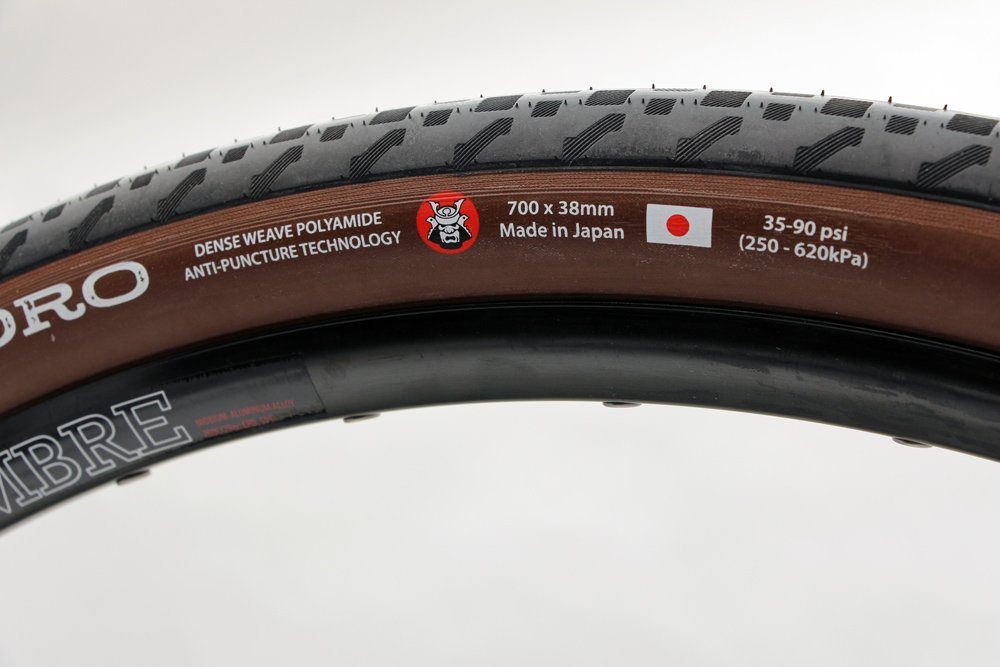 com : Soma Fabrications Shikoro Road Bike Tire for 700c