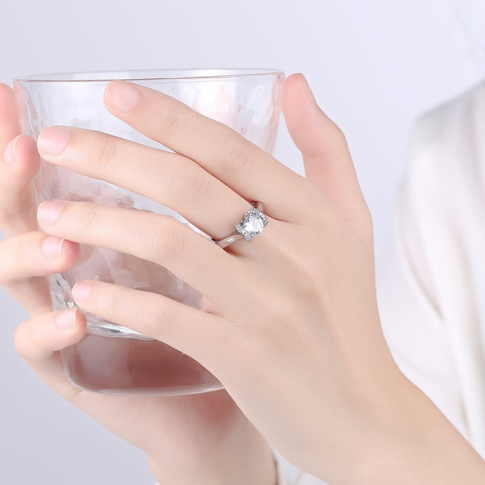Spersonalizowany pierścionek obrączki ślubne z białego złota dla niej 18K laboratoryjny diamentowy węzeł design okrągły 1 ct cyrkonia rozmiar H 1/2 moda dla kobiet biżuteria koktajlowa