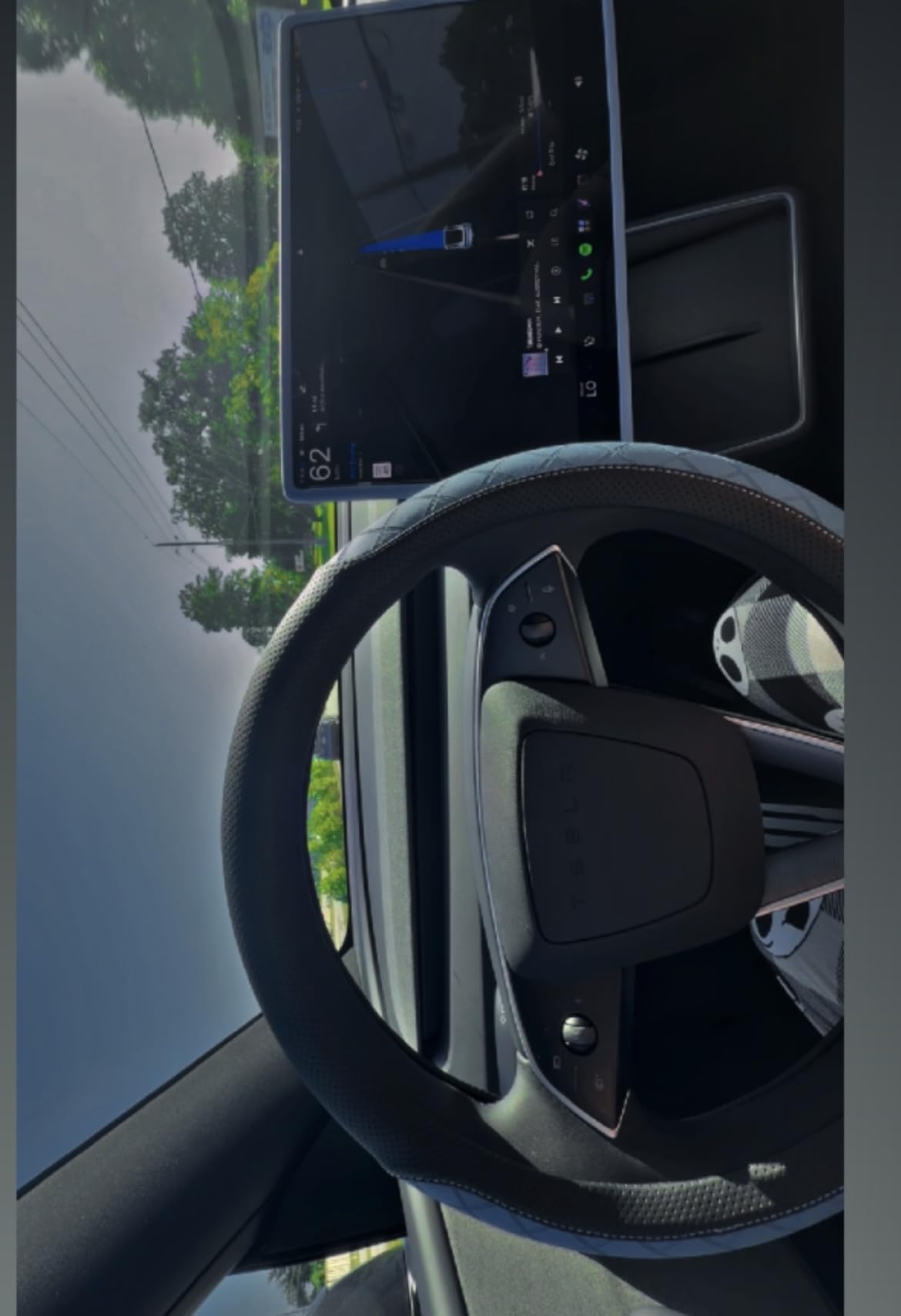 Tesla Model Y & Model 3 Nappa Leather Steering Cover – Non-Slip (2017–2026)