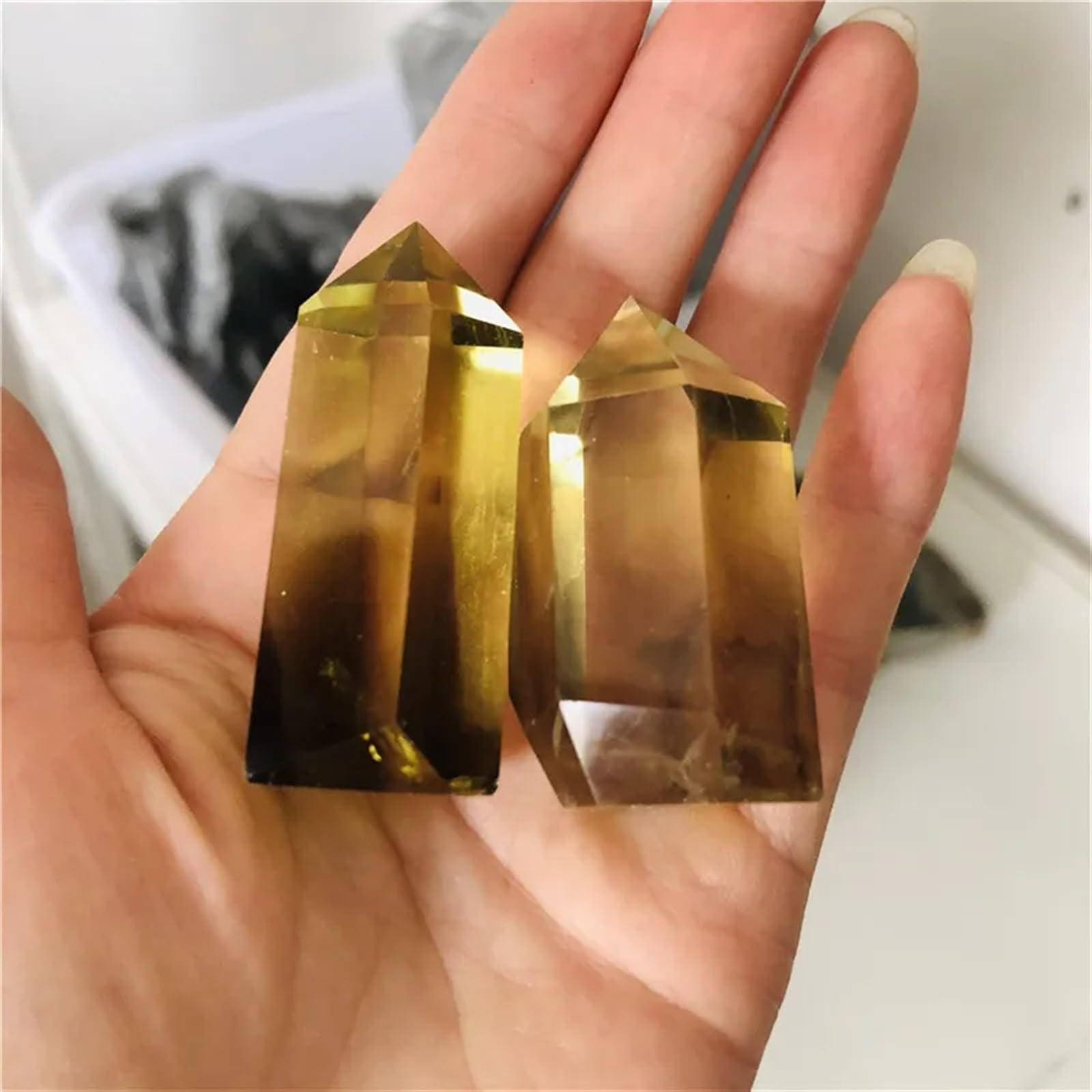 PKNVKZIDK Crystal dot Citrine Column Obelisk Yellow Home Ornaments Decor(3-4cm,2pc)
