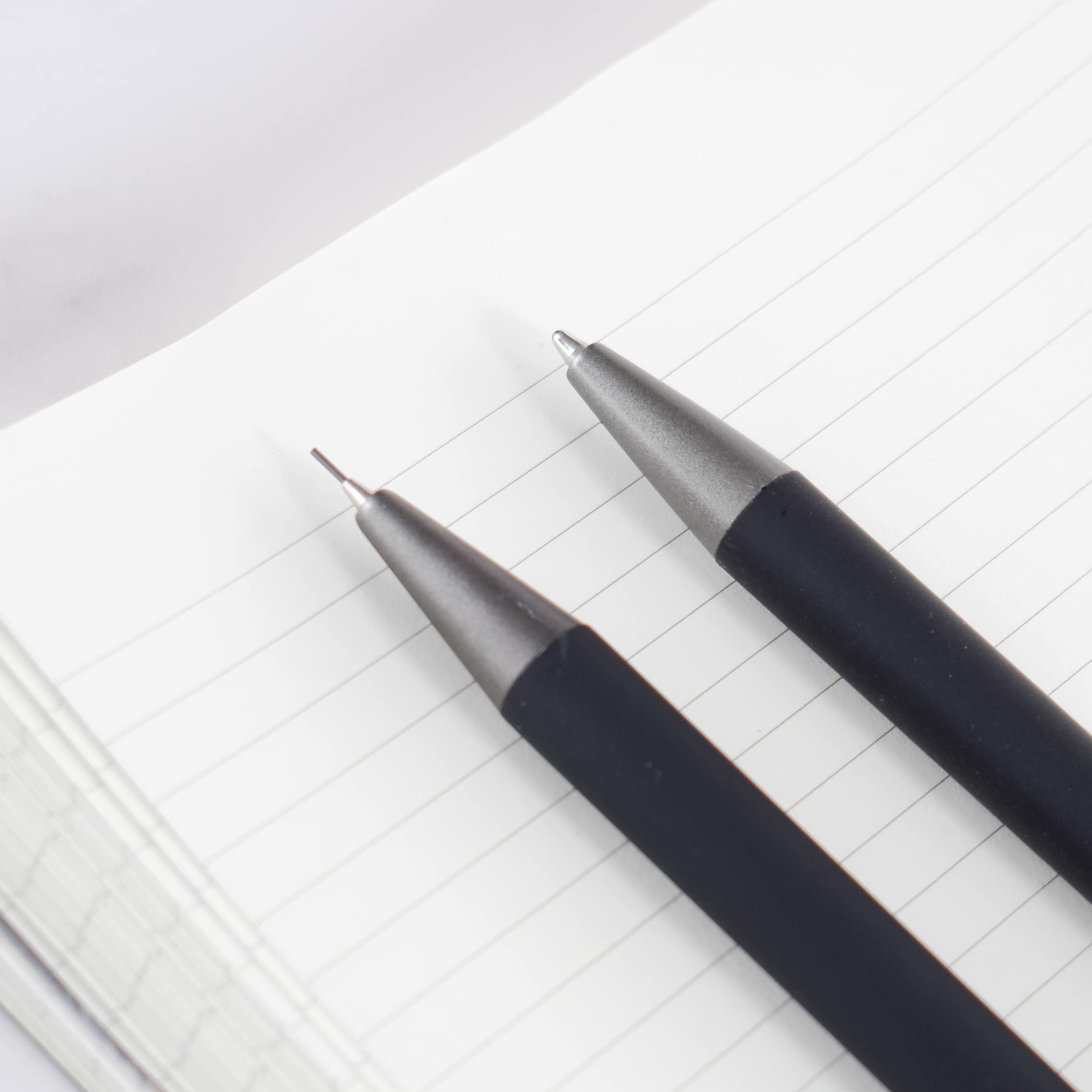 Set di penne morbide e matite meccaniche personalizzate: lo strumento di scrittura definitivo per comfort e precisione (set da 20, nero)