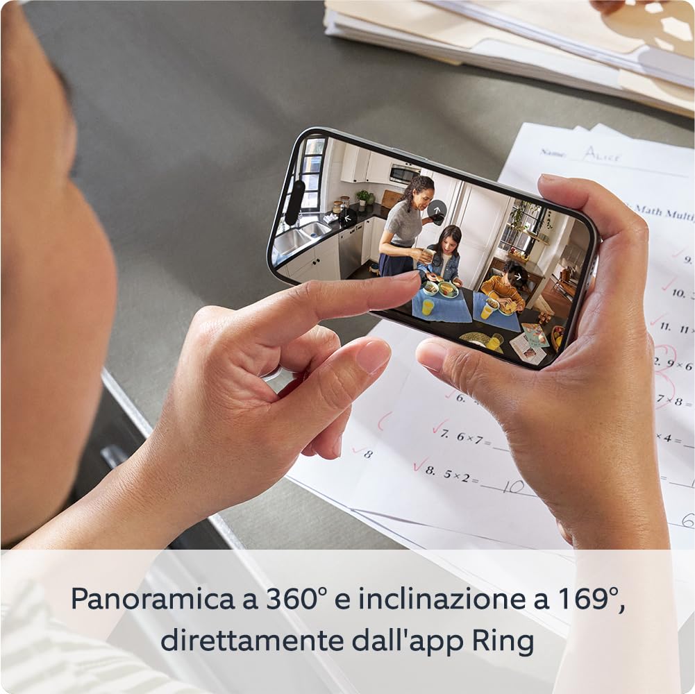 Videocamera interna inclinabile Ring (Pan-Tilt Indoor Camera) | Videocamera di sicurezza plug-in | Panoramica 360°, inclinazione 169° | Ring Protect: 30 gg. prova gratuita