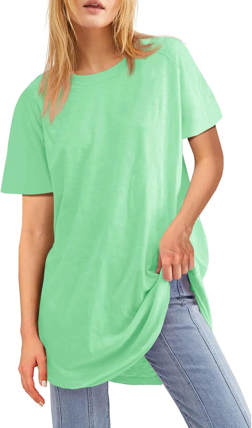 Fisoew Womens Oversized T Shirts Short Sleeve Tunic Tops Crew Neck T-Shirts Summer Casual Loose Fit Basic Tee