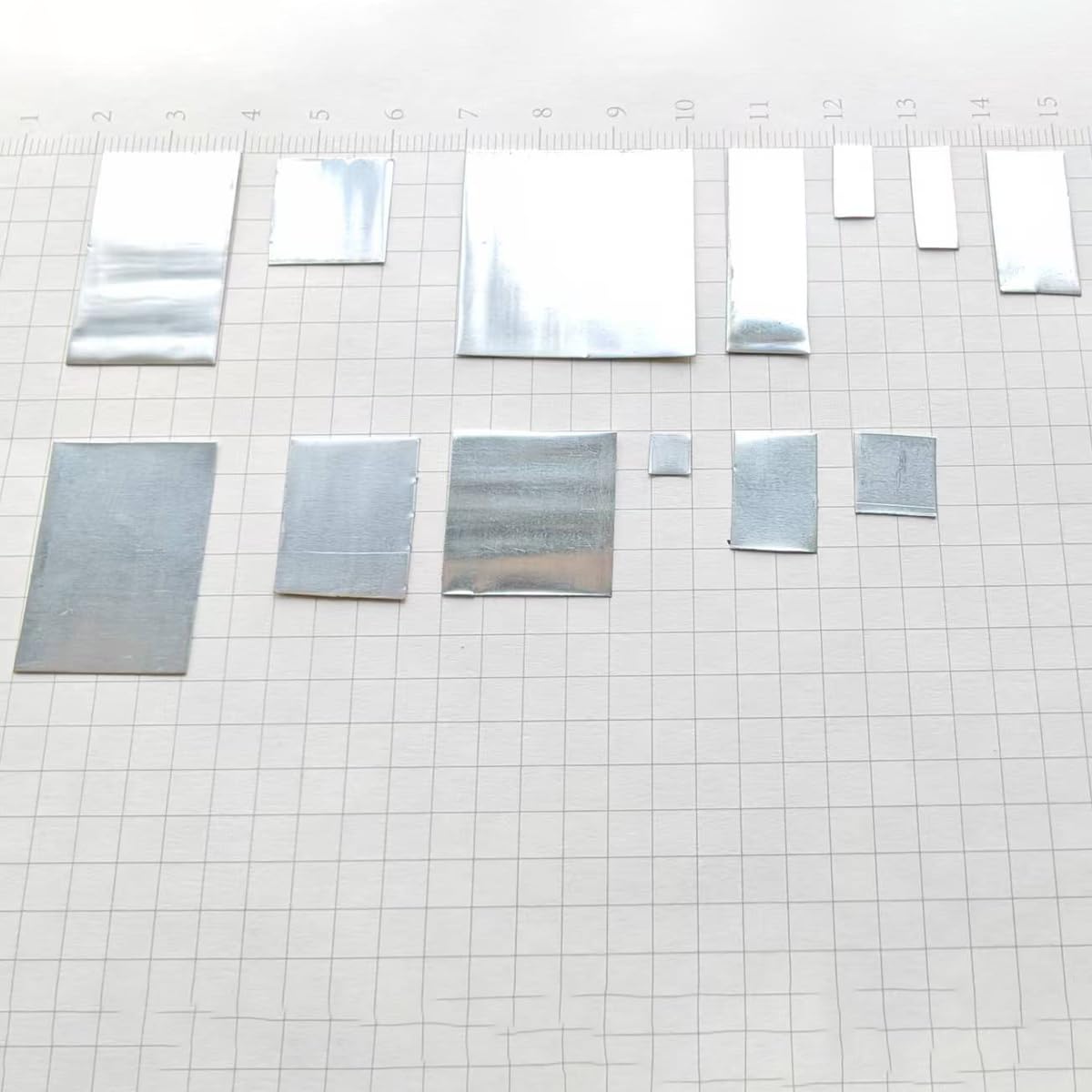 Feuille de platine 99,95% pure for la fabrication de bijoux avec électrodes de laboratoire et pile à combustible, 1 pièce(0.1mmx10mmx20mm)