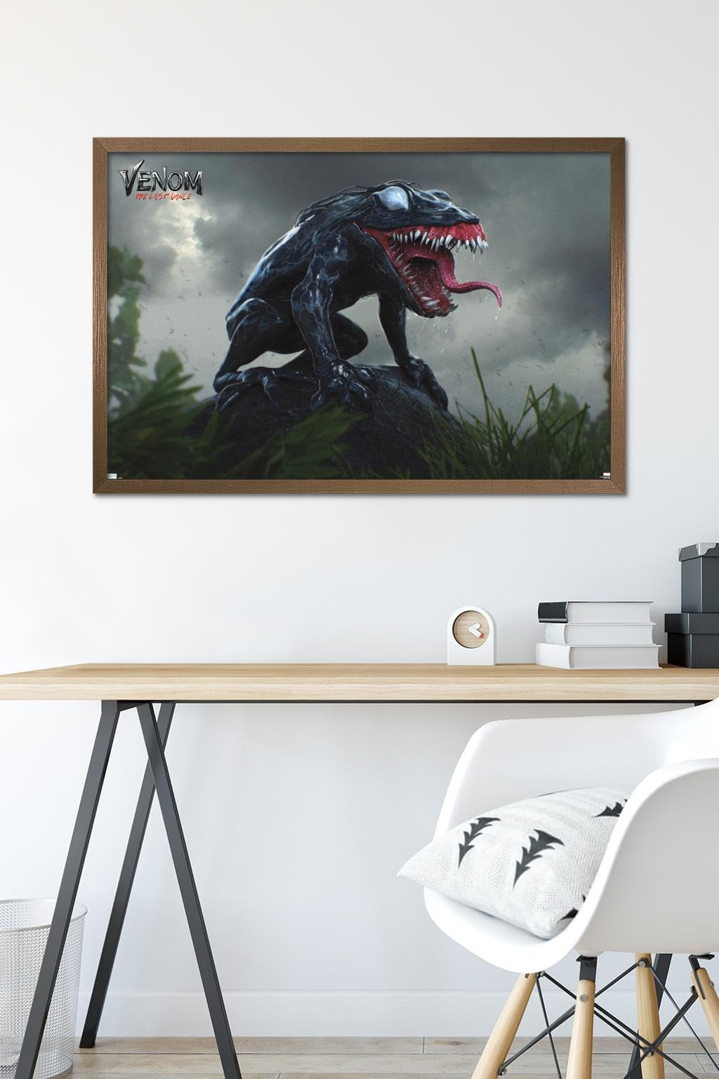 Amazon.com: Marvel Venom: The Last Dance - Symbiote Frog Wall