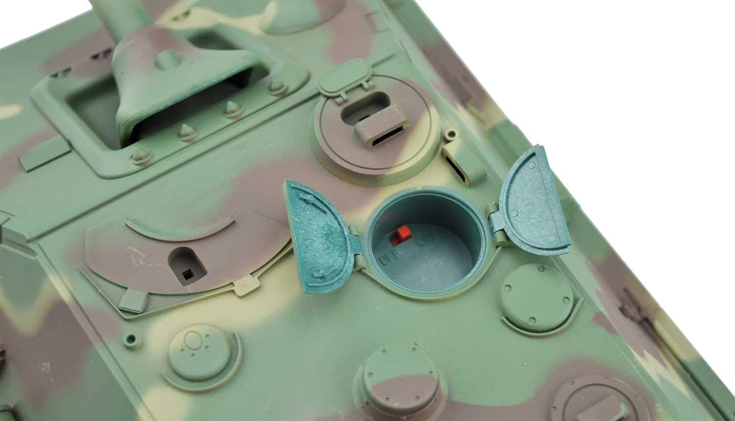 Amewi U.S. M41A3 Walker Bulldog Tanque teledirigido con Disparo, Humo y Sonido, Escala 1:16, con munición y batería, Listo para Conducir en Caja de Madera