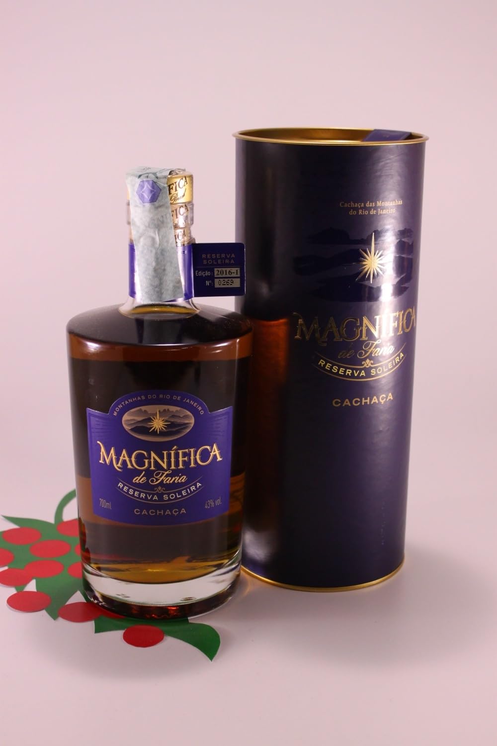 Magnifica de Faria Cachaca Riserva Soleira 43% 70 cl.