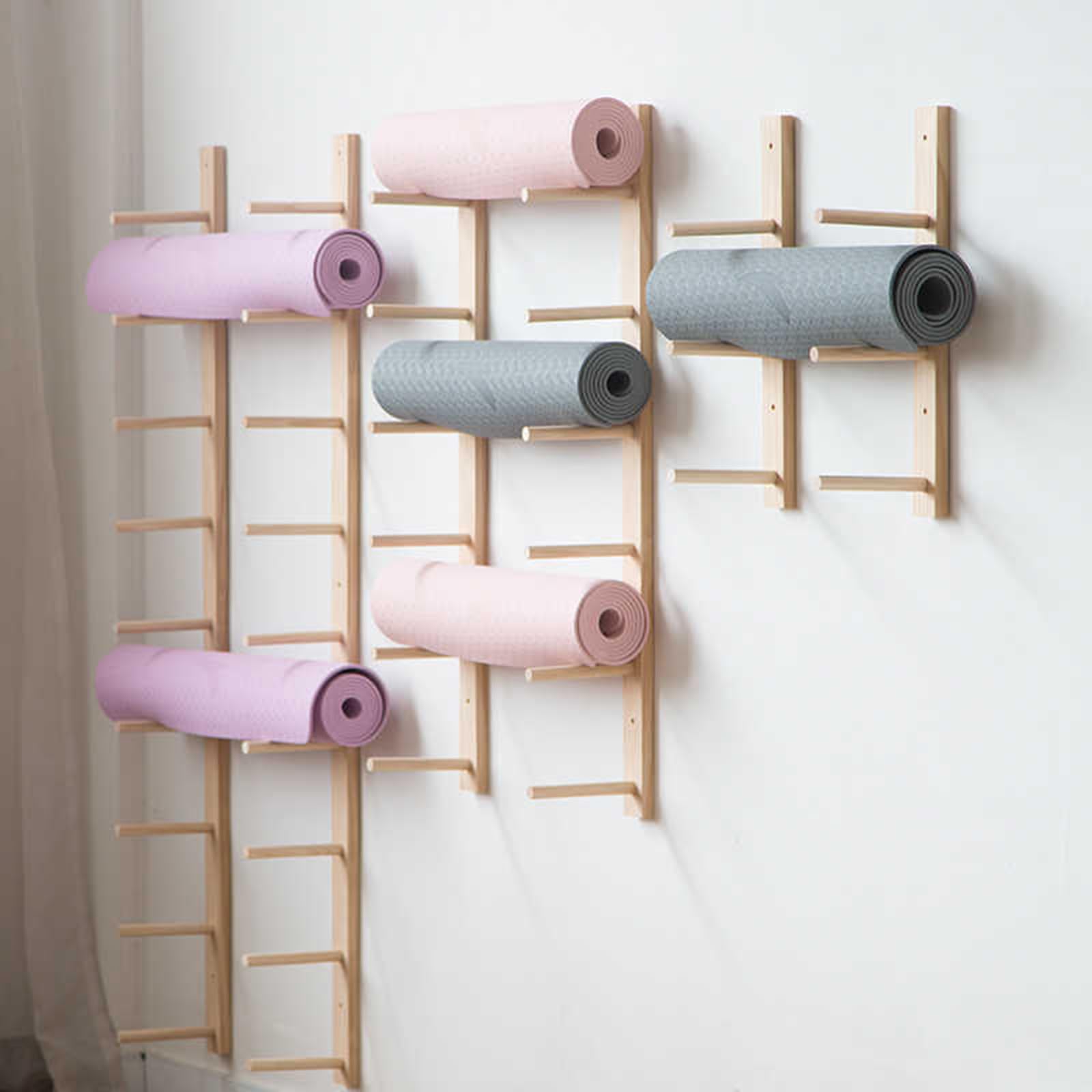Soporte de pared para esterilla de yoga, estante de madera para rodillo de espuma y accesorios de fitness, estante de exhibición independiente para organización de gimnasio