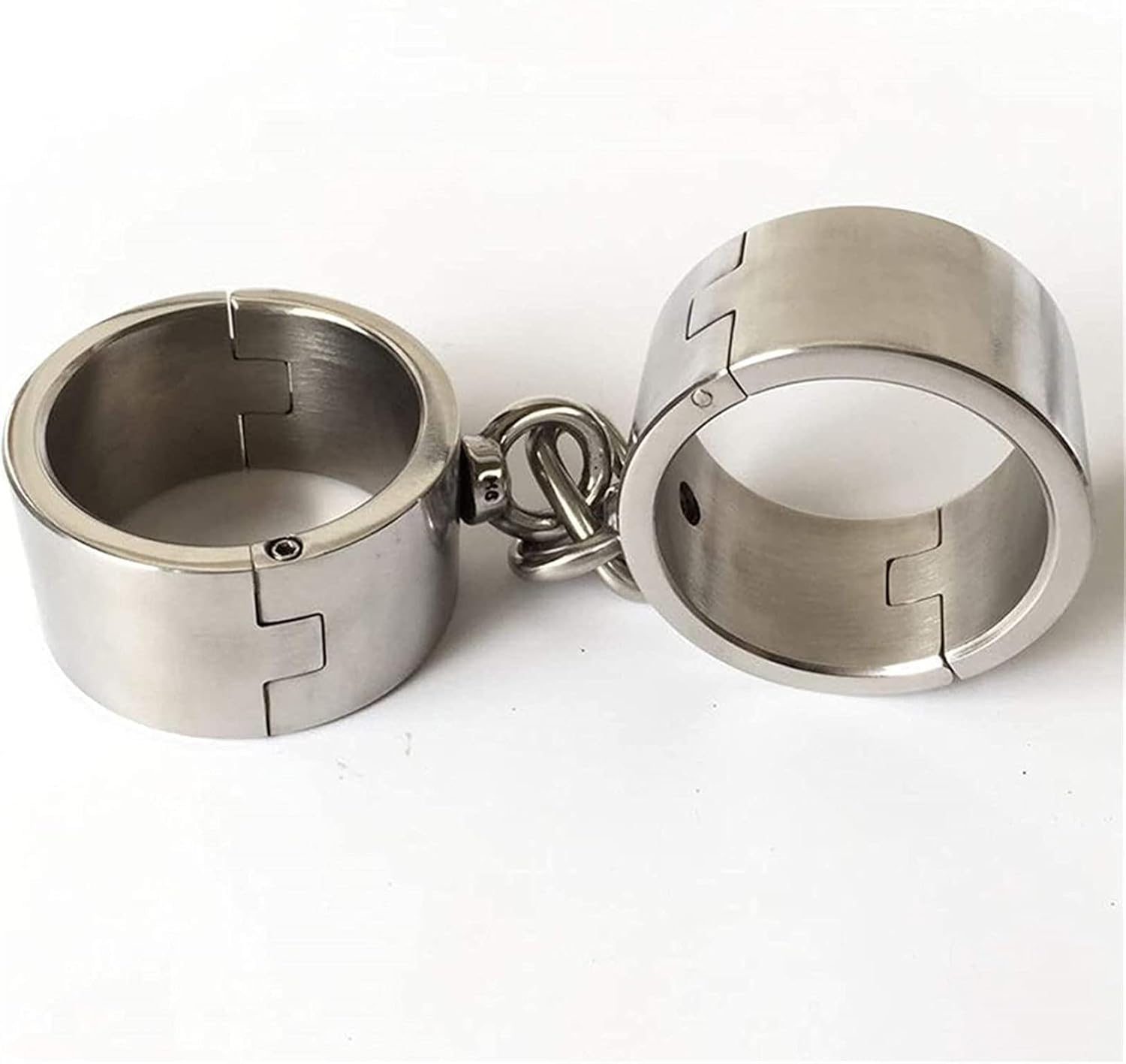 Menottes métalliques verrouillables SM, 1 paire environ. Menottes de bondage lourdes/menottes de poignet, jeu de flirt, jouet sexuel for hommes, femmes et couples(Male Round)