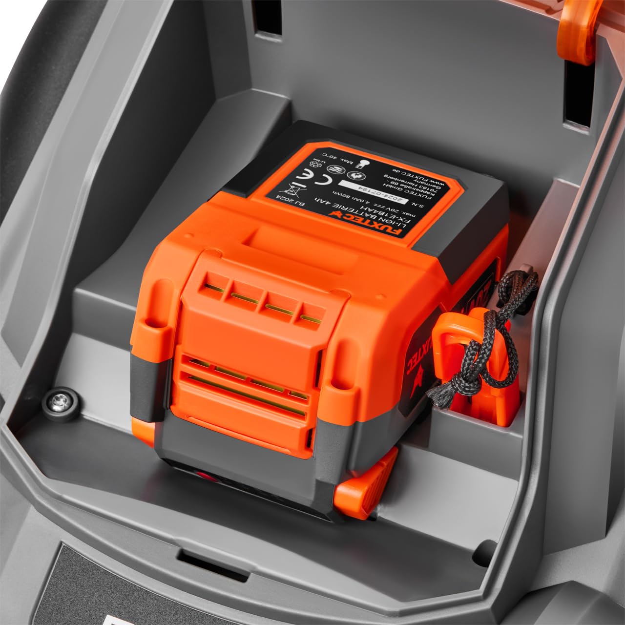 FUXTEC 20V Akku-Rasenmäher FX-E1RM20ECO, leichtgewichtiger Gartenmäher für kleine Flächen bis 200 m², 30 L Fangbox, Schnittbreite 30 cm, ohne Akku
