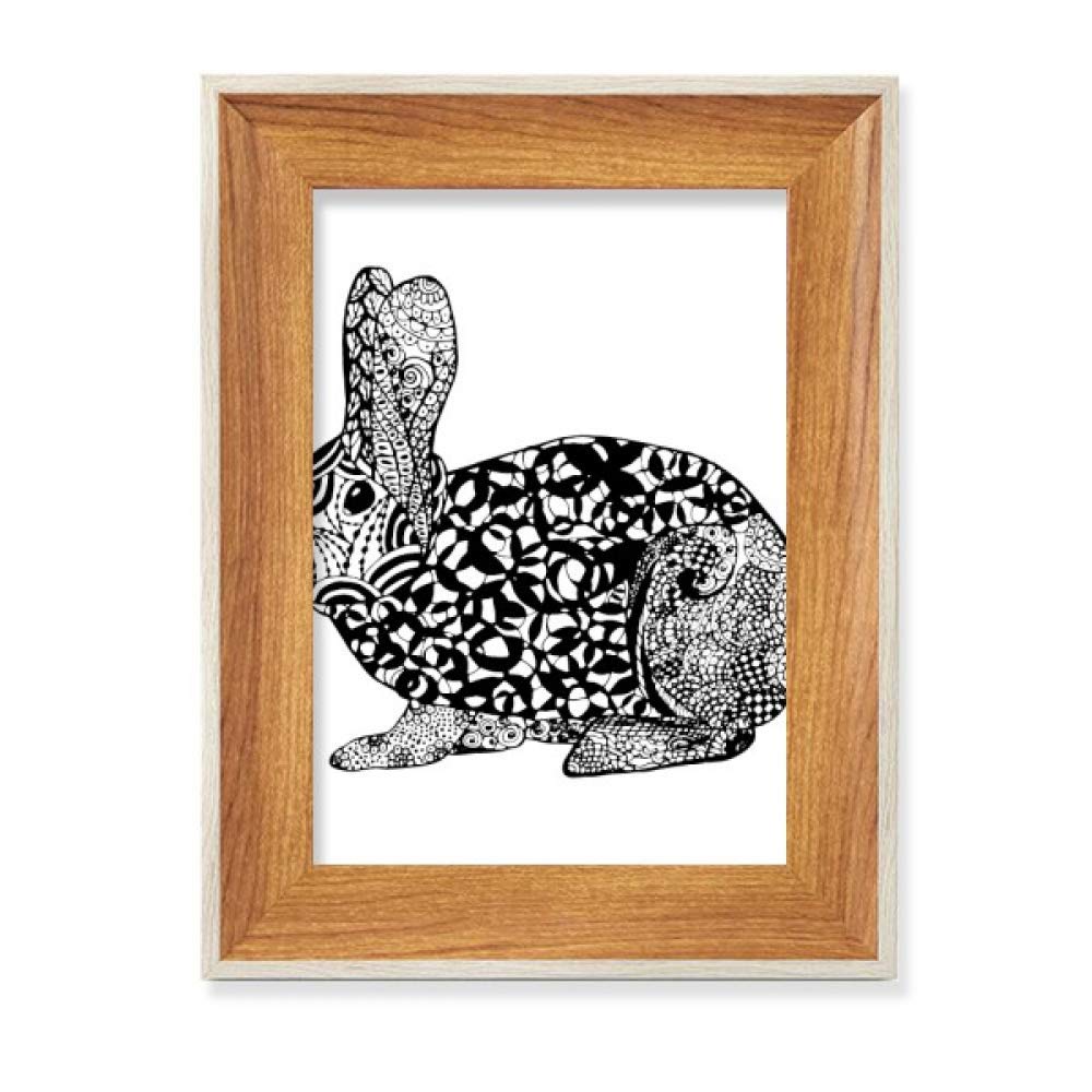 Cadre de photo en bois avec sketch de lapin dessiné à la main pour décoration raffinée