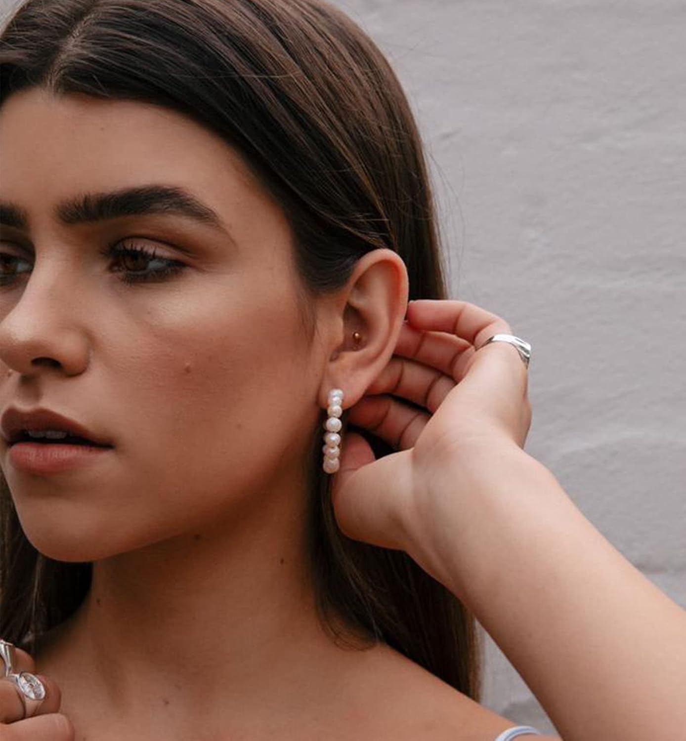 Pearl Hoop Earrings for Women Small Pearl Hoop Earrings Gold Plated Lightweight Open Large Circle Round Pearl Earrings Jewelry Birthday Gift for Women - Image 4